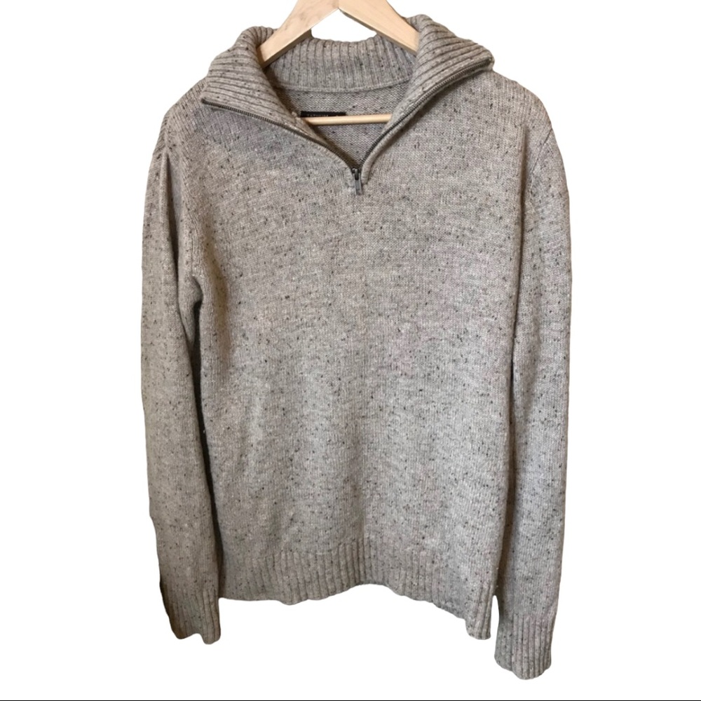 Tatuum tan colored sweater size small